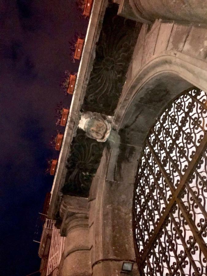Tresette Toledo Panzió Nápoly Kültér fotó