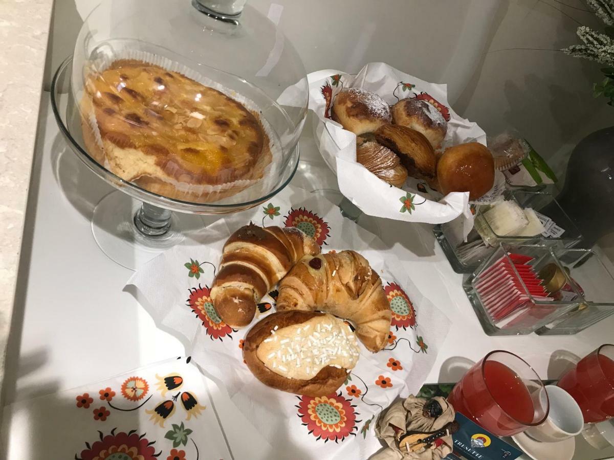 Tresette Toledo Panzió Nápoly Kültér fotó